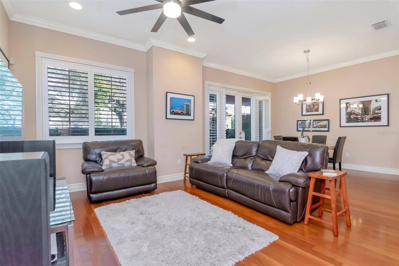 4907 BAYSHORE BOULEVARD 103