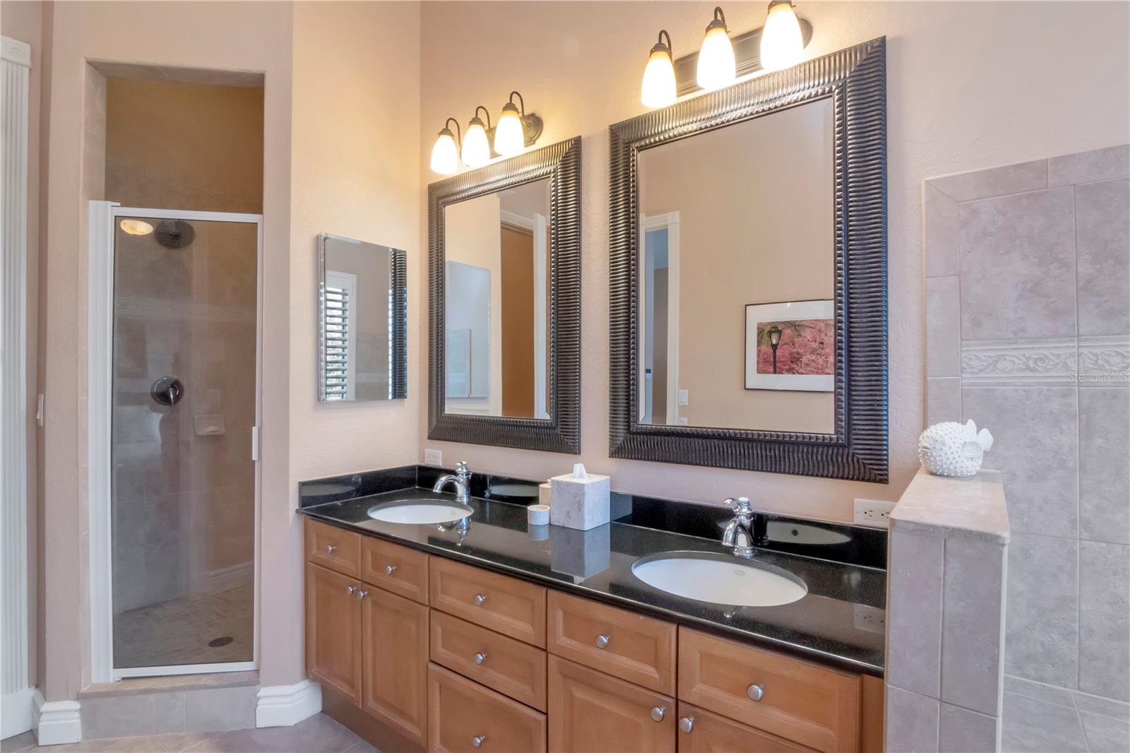 ASBURY PARK VILLAS & TOWNHOU - Residential