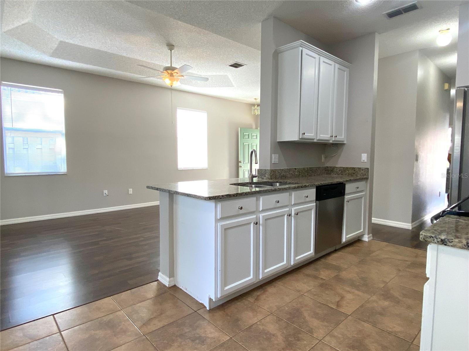 GREENBRIAR SUB PH 2 - Residential Lease