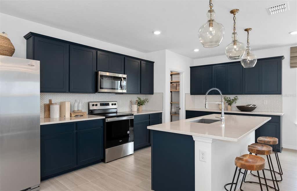 Photo of 5093 Starling Bird Ln, Saint Cloud, FL 34771 (MLS # O6420533)