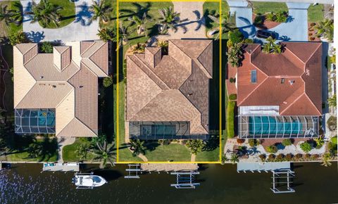 A home in PUNTA GORDA