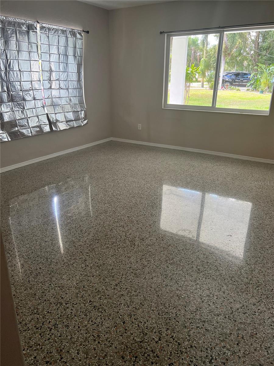 GREEN ACRES - Residential