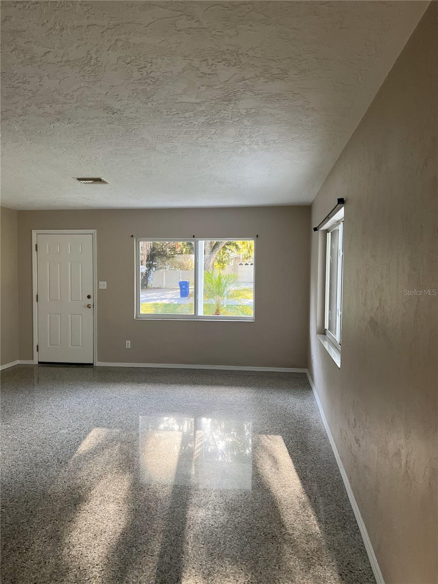 GREEN ACRES - Residential