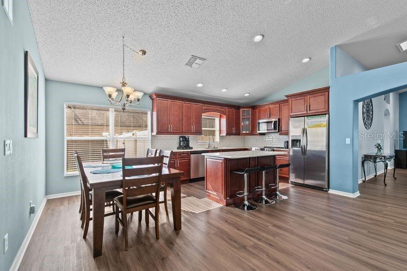 ORANGE TREE PH 04 LT 401 BEING IN 15-24-2 - Residential