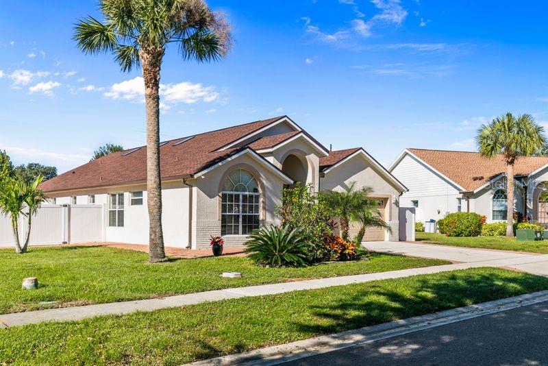 ORANGE TREE PH 04 LT 401 BEING IN 15-24-2 - Residential