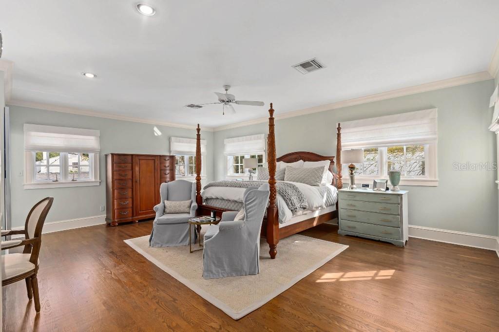 CORTLAND PARK - Residential