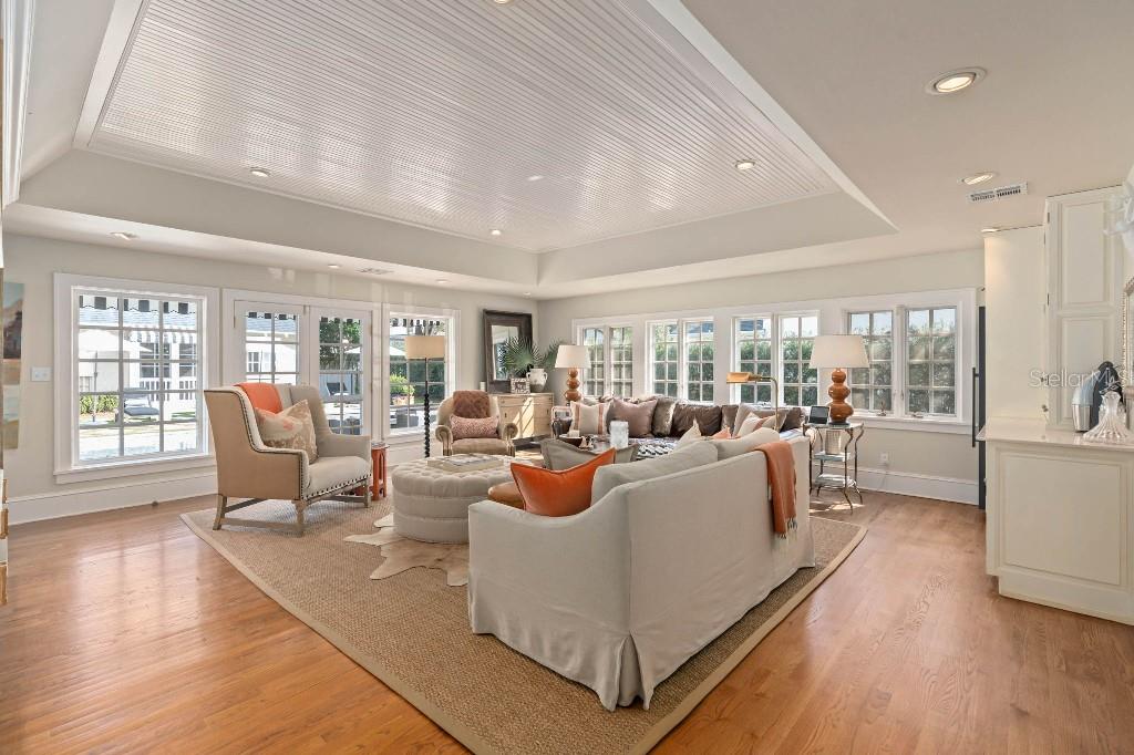 CORTLAND PARK - Residential