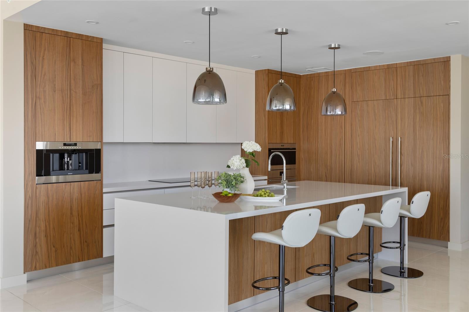 EVOLUTION - Residential Lease