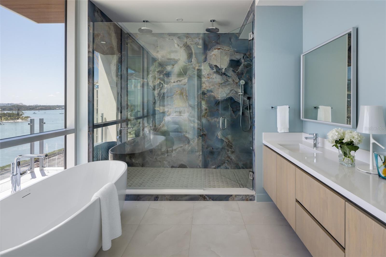 EVOLUTION - Residential Lease