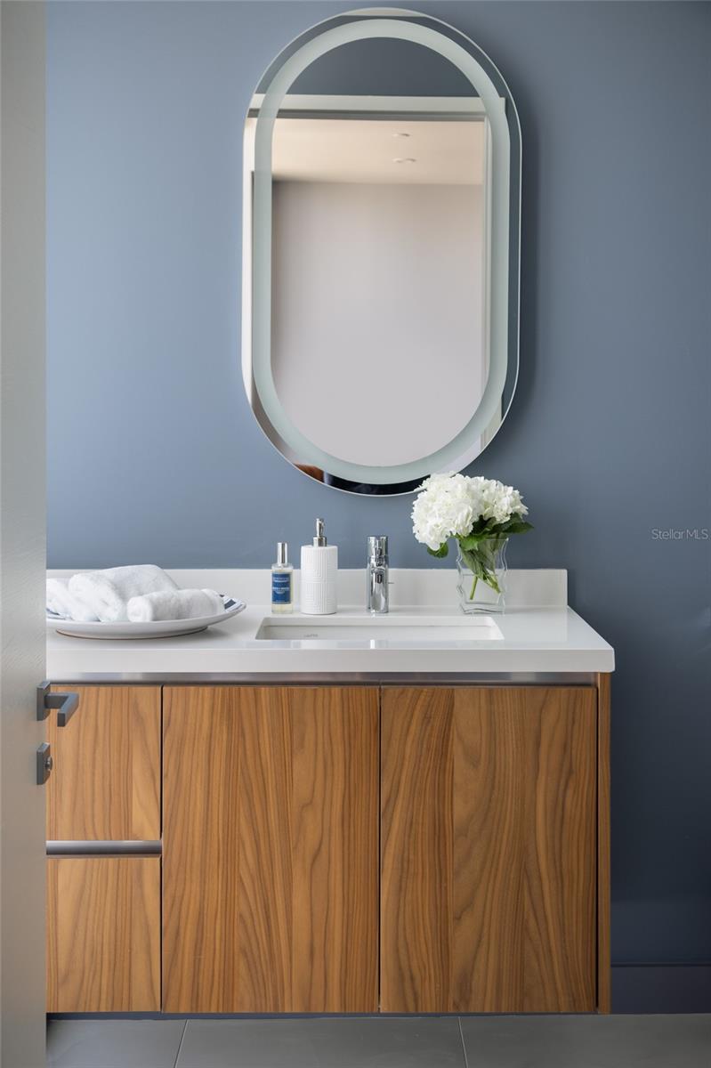 EVOLUTION - Residential Lease