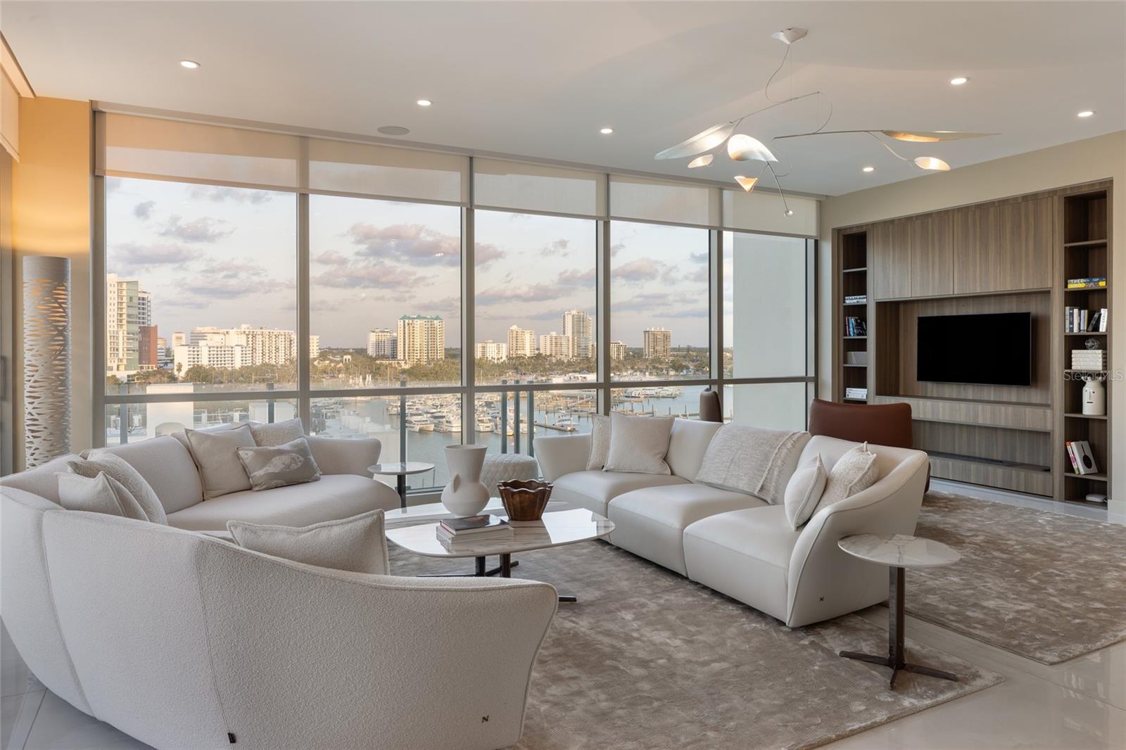 EVOLUTION - Residential Lease