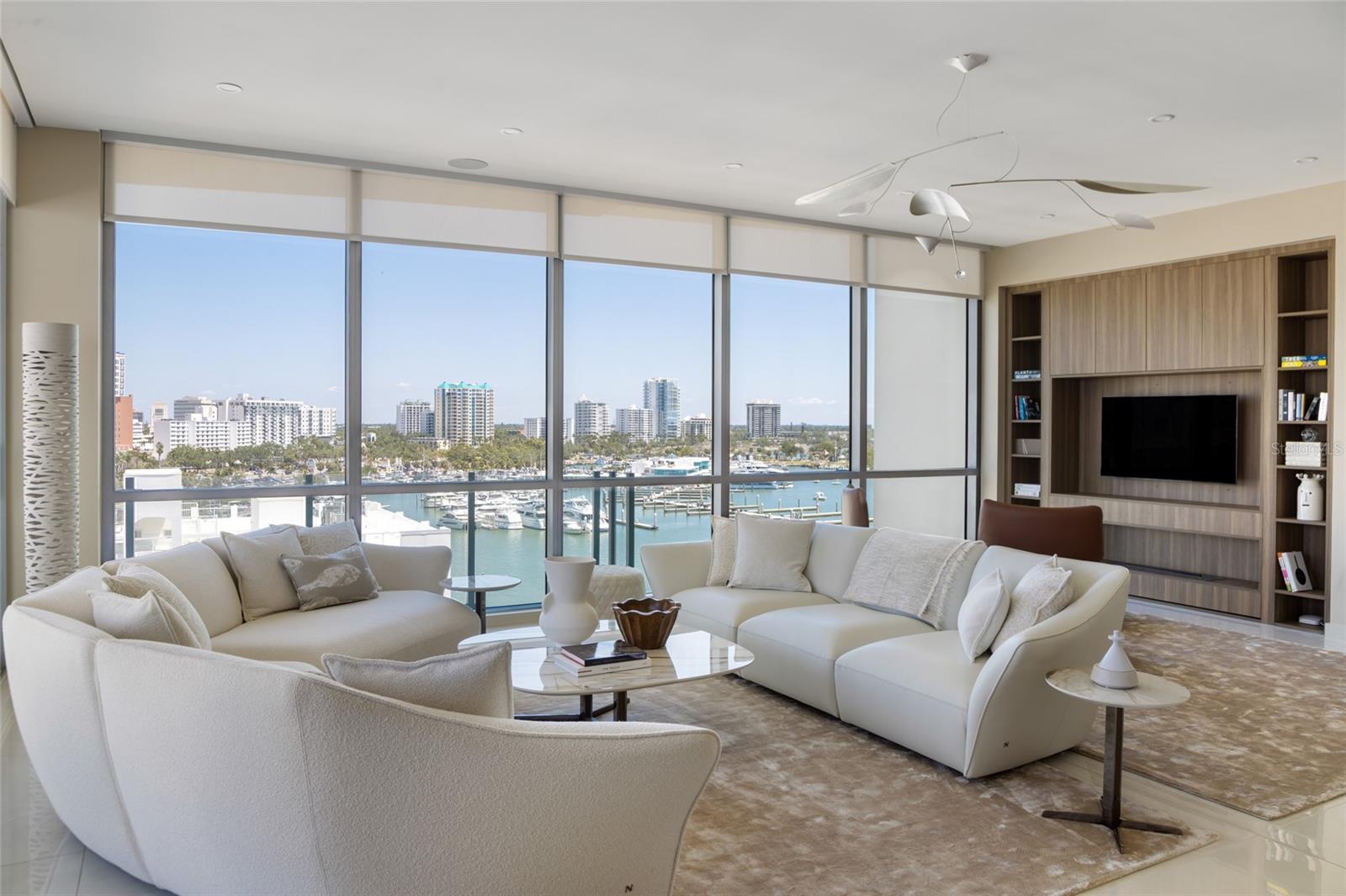 EVOLUTION - Residential Lease