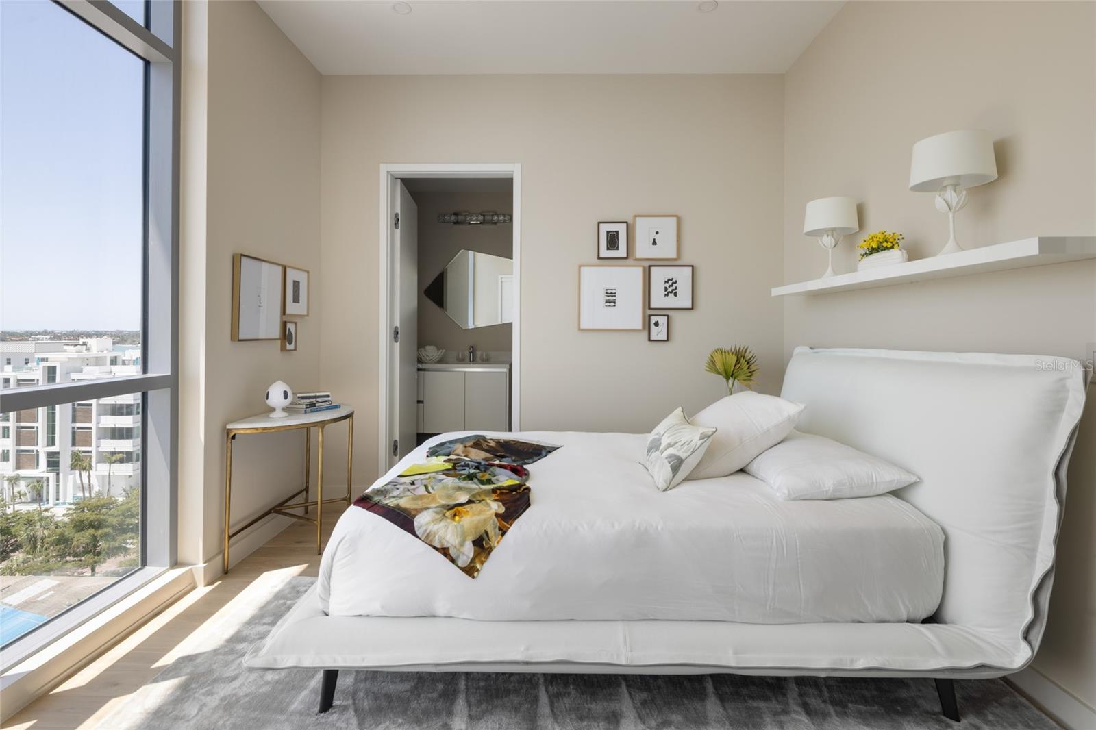 EVOLUTION - Residential Lease