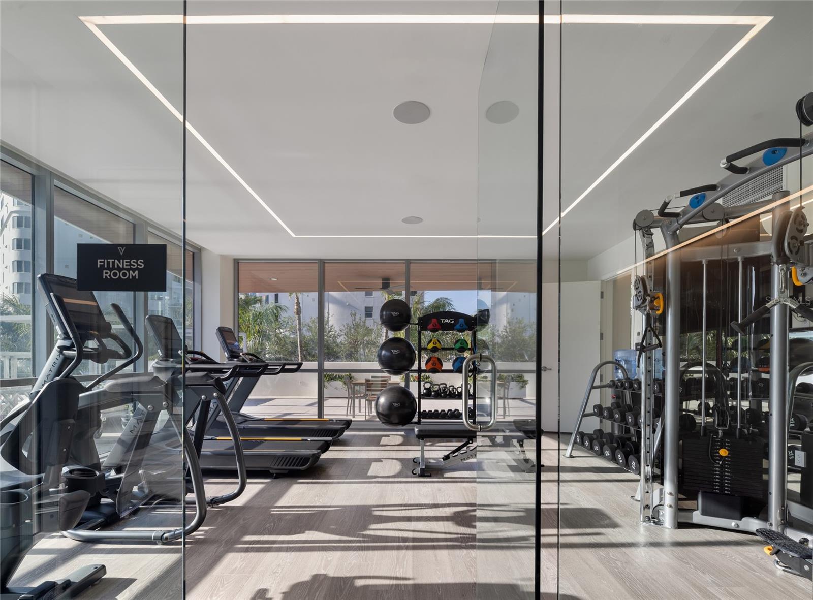 EVOLUTION - Residential Lease