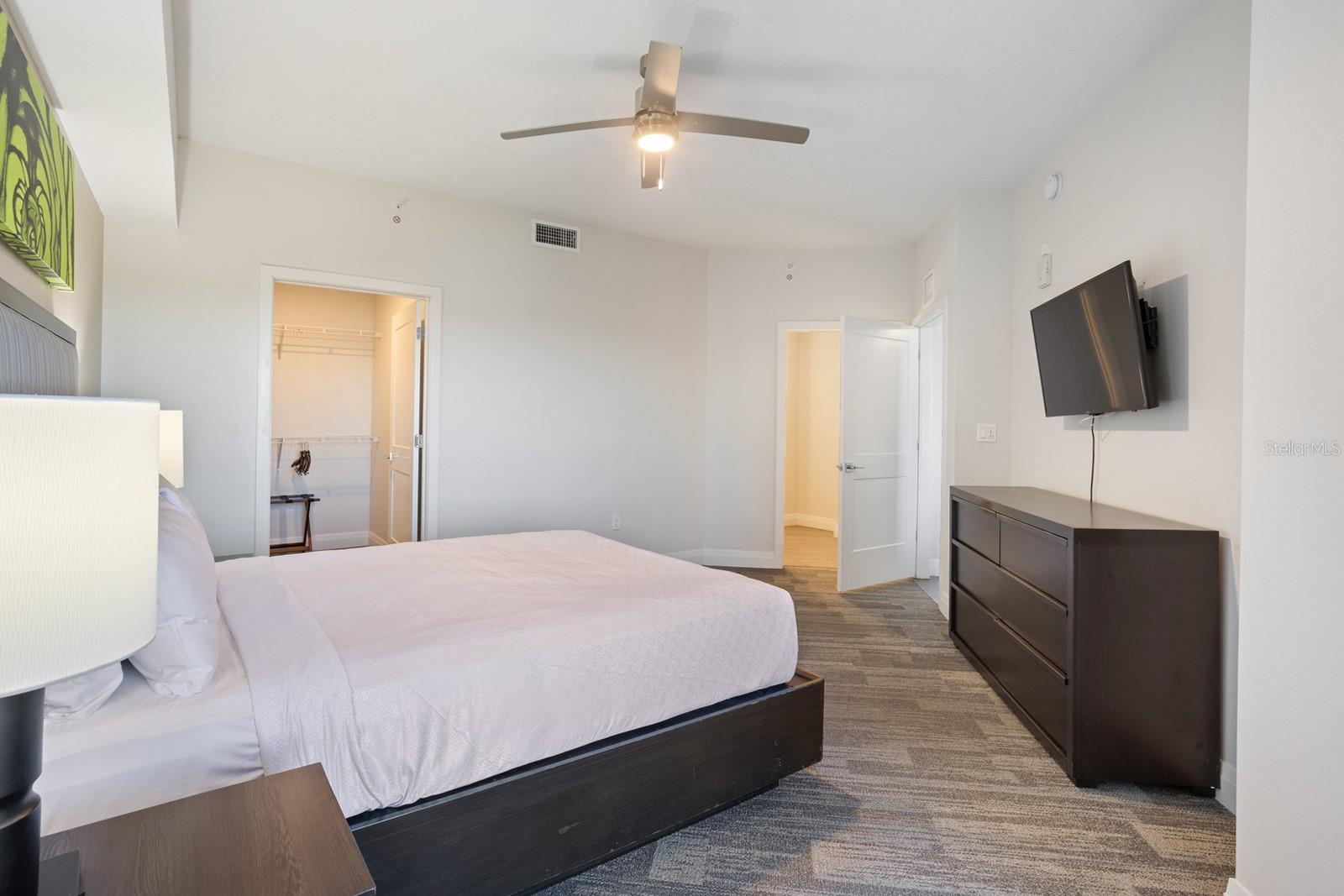 GROVE RESIDENCE & SPA HOTEL CONDO II - Residential