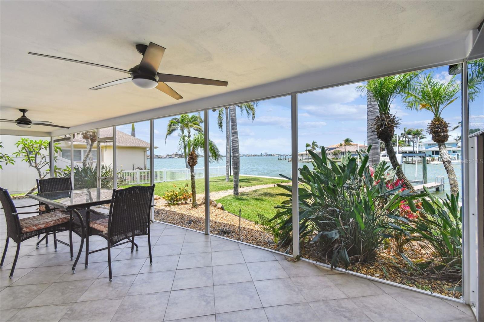 OAKHURST SHORES 5TH ADD - Residential