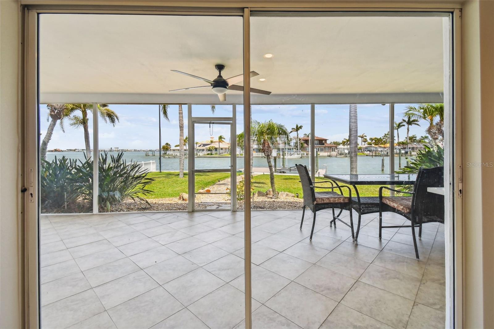 OAKHURST SHORES 5TH ADD - Residential