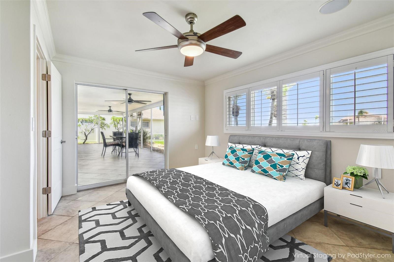 OAKHURST SHORES 5TH ADD - Residential