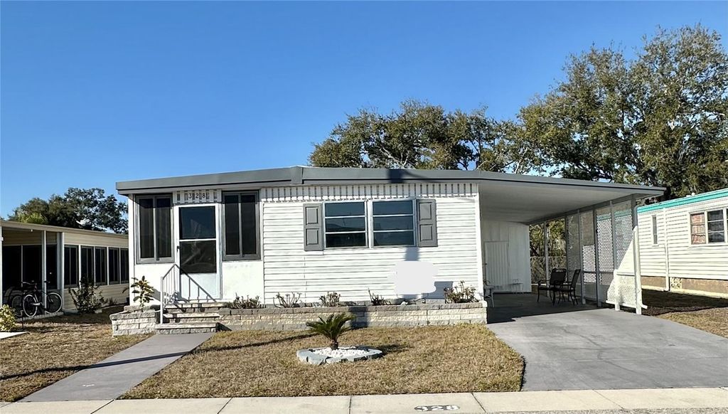 Photo of 5619 Bayshore Road #328, Palmetto, FL 34221 (MLS # A4682273)