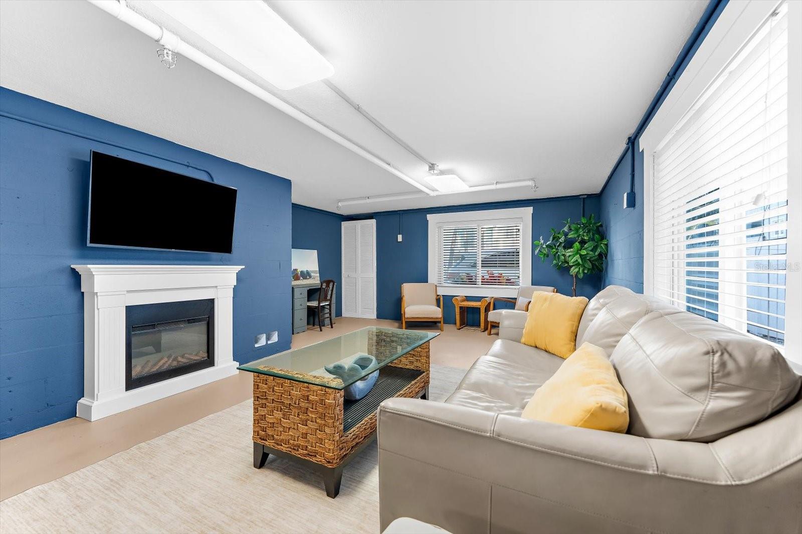 LIVE OAK LANDINGS PH 02 - Residential