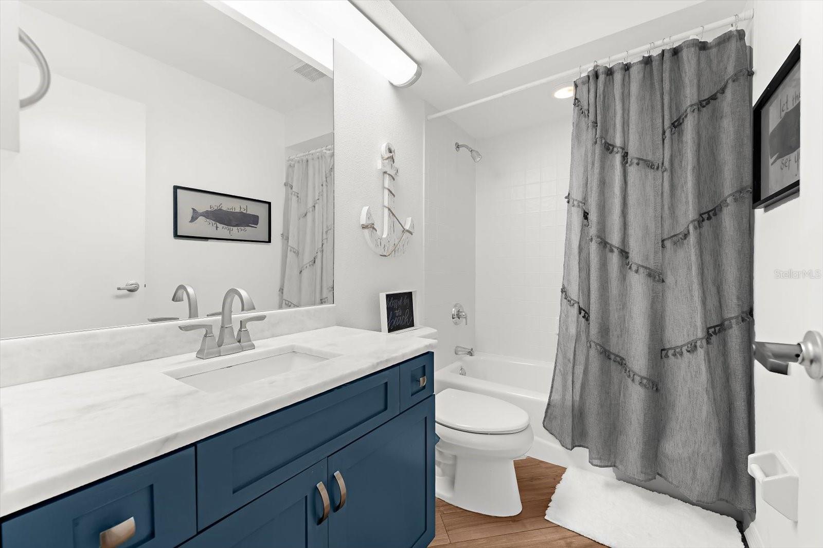 LIVE OAK LANDINGS PH 02 - Residential