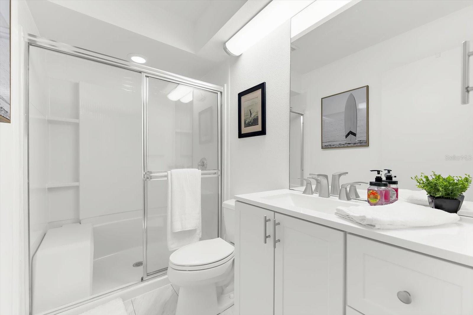 LIVE OAK LANDINGS PH 02 - Residential