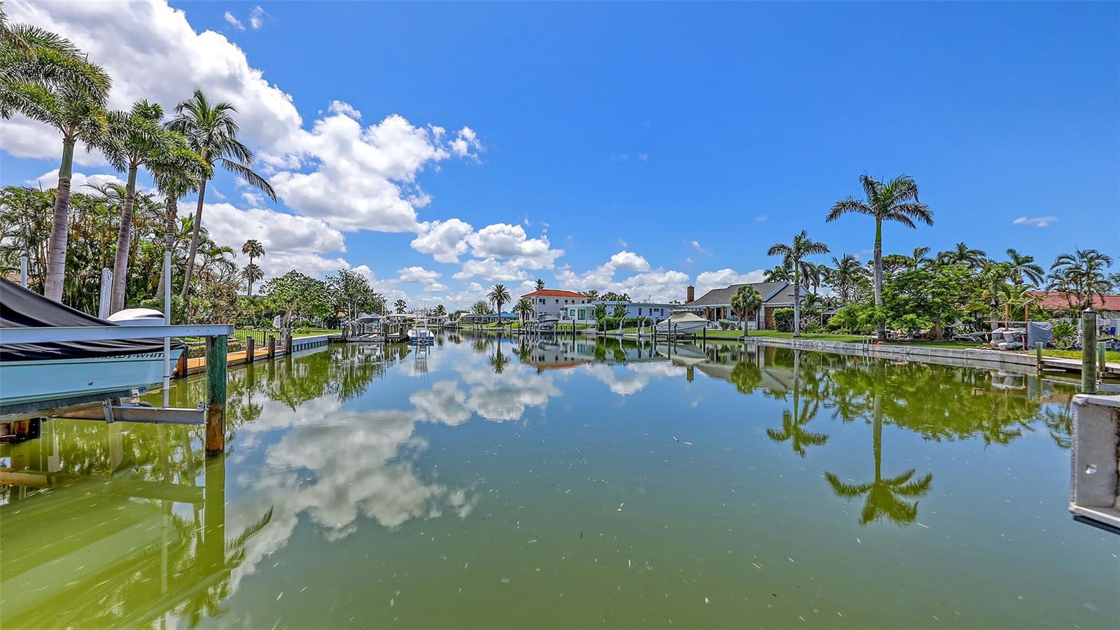 EMERALD HARBOR - Residential