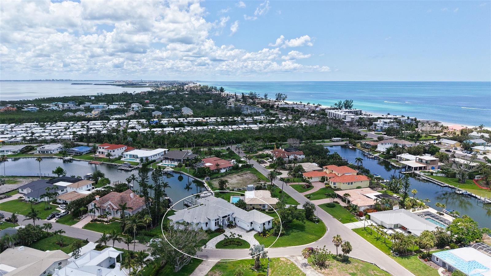 EMERALD HARBOR - Residential