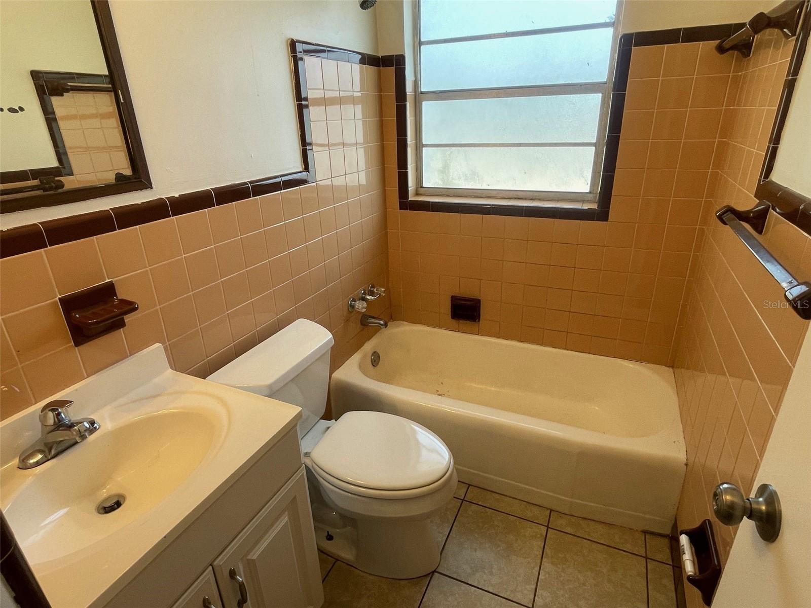 BAYSHORE GARDENS SEC 3 - Residential