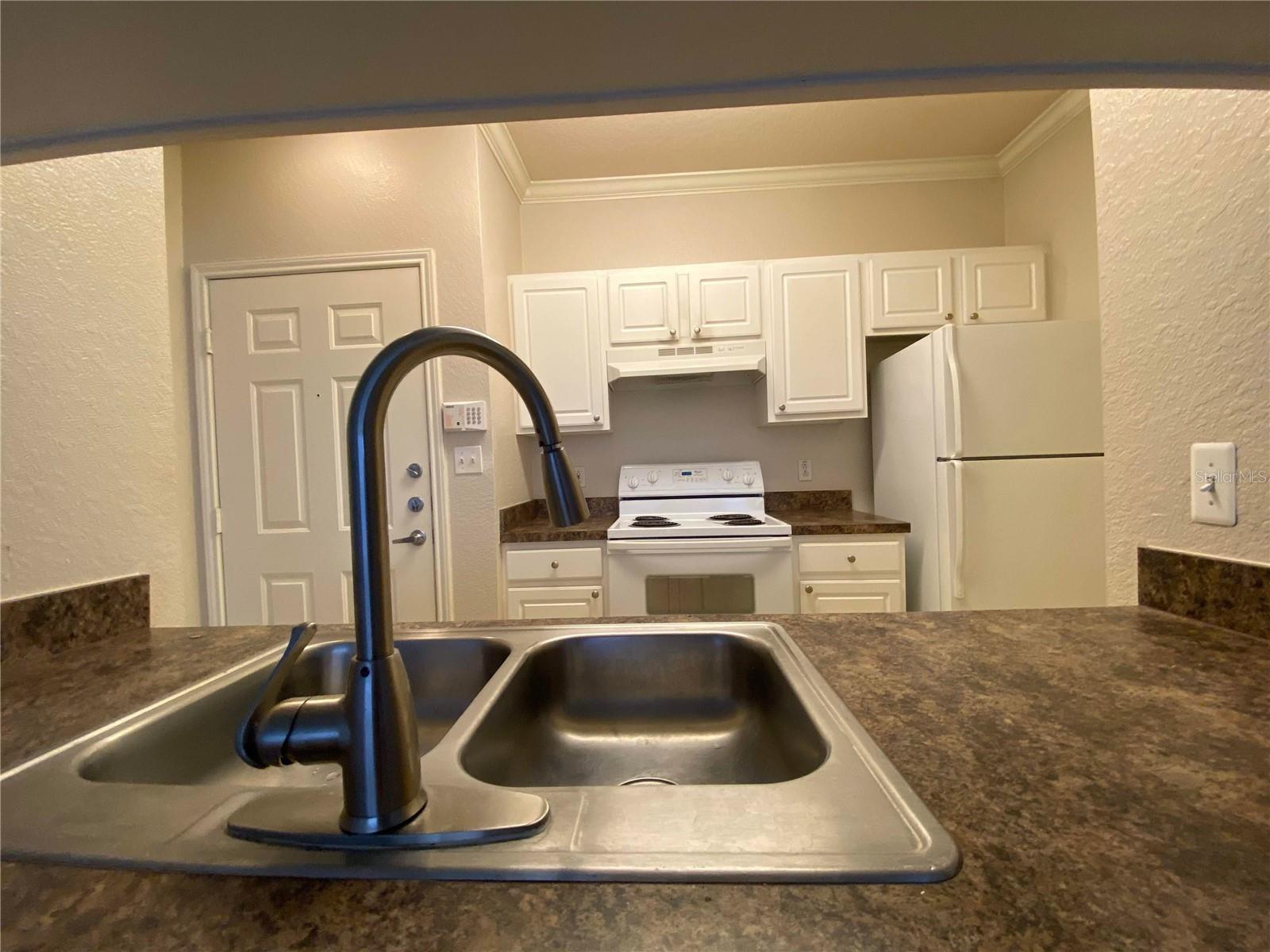 Casas a venda 4 - Jen Dantas 911 N ORANGE AVENUE 235