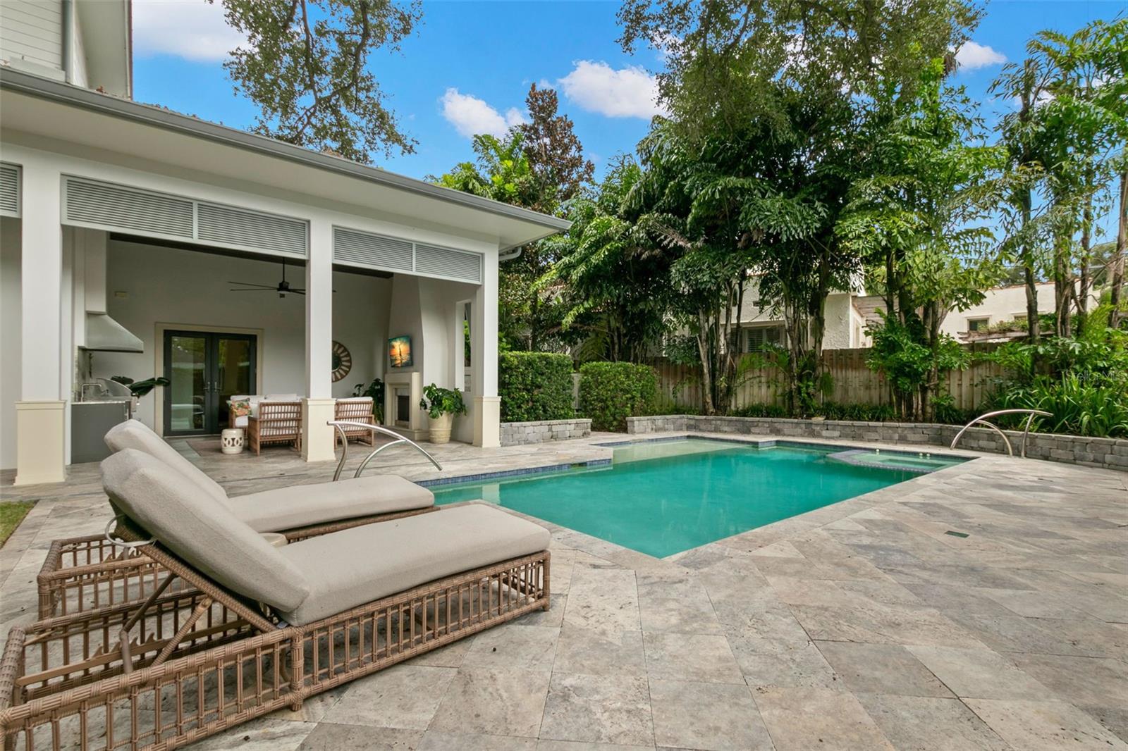 BEACH PARK - Residential