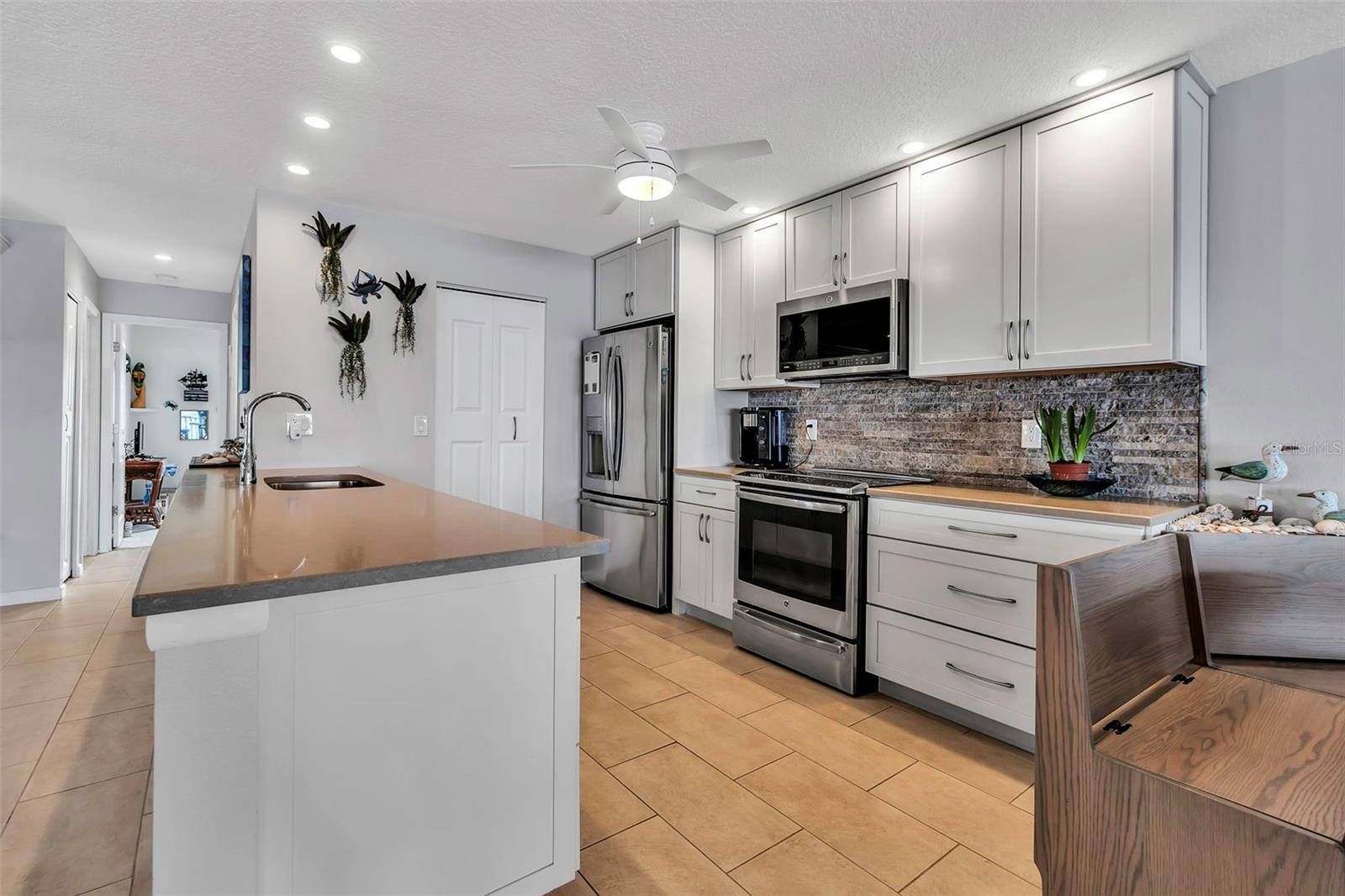 BAYSIDE TERRACES AT WILD OAK BAY III-V - Residential