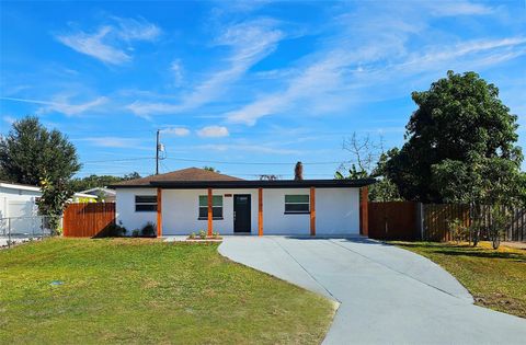 Photo of 6405 N Hale Avenue, Tampa, FL 33614 (MLS # TB8450896)