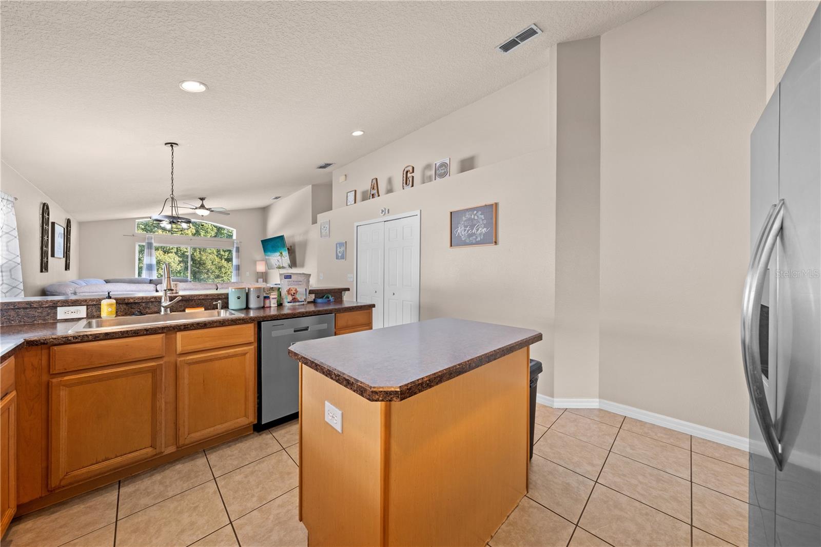 BRISTOL COVE AT DEER CREEK PH 1 - Residential