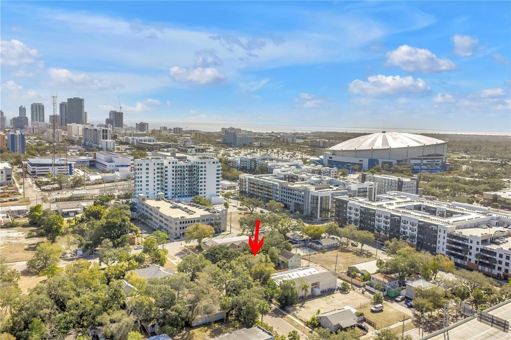 Photo of 1726 2nd Avenue N, St Petersburg, FL 33713 (MLS # TB8475325)