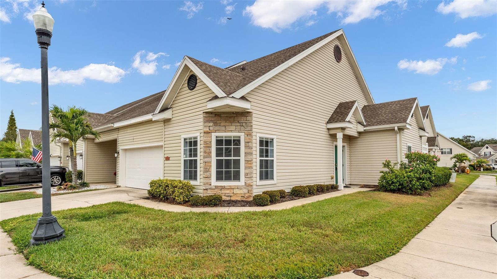 VILLAGE AT LAKE HIGHLAND PH 02 - Residential