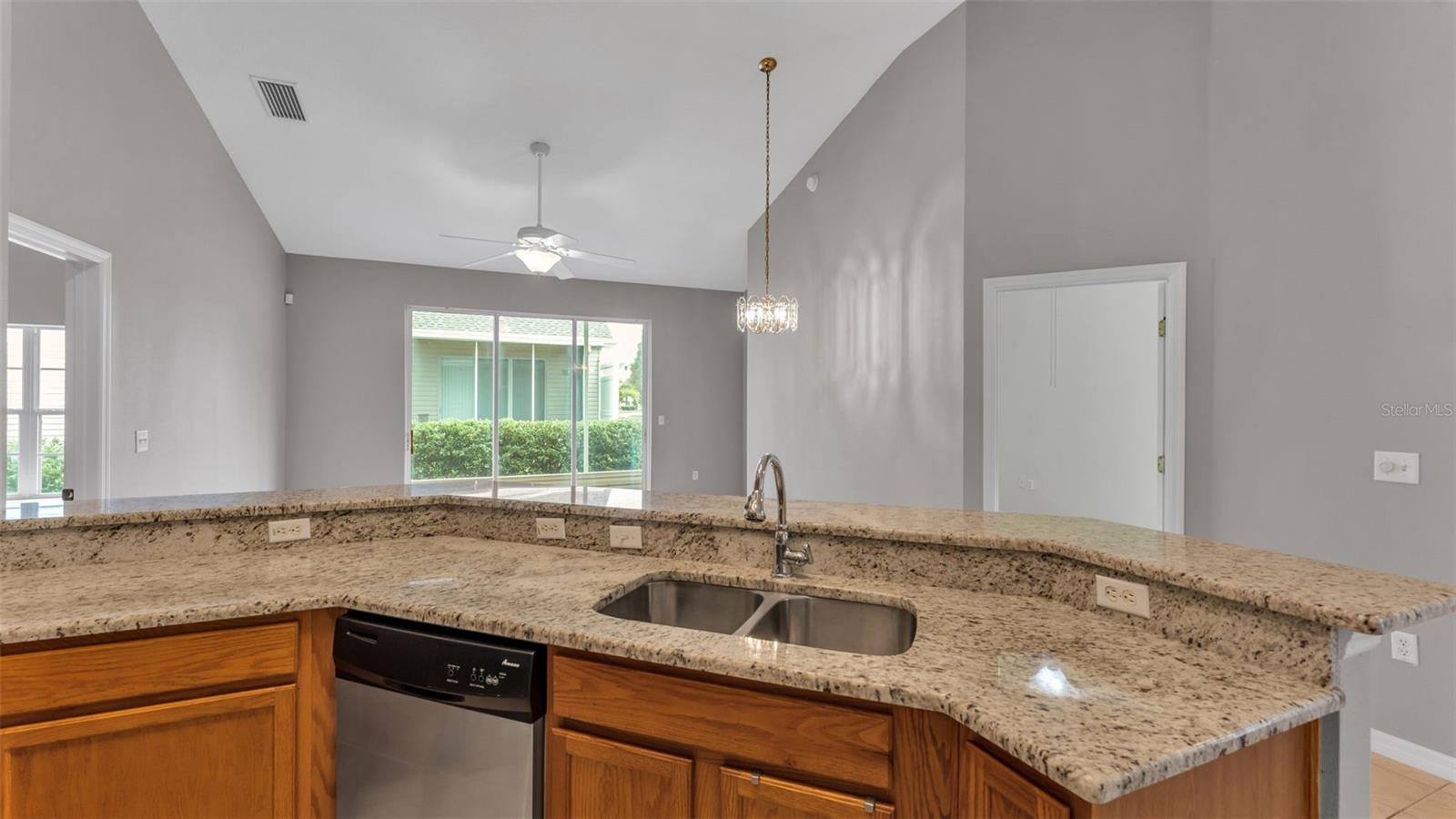 VILLAGE AT LAKE HIGHLAND PH 02 - Residential