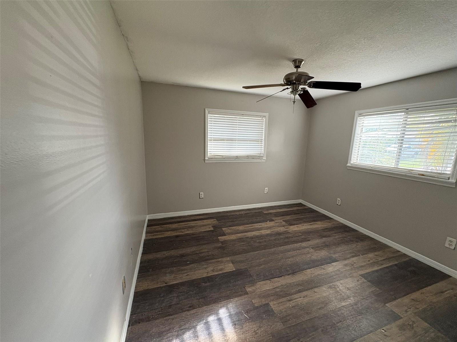 RIVERVIEW - Residential