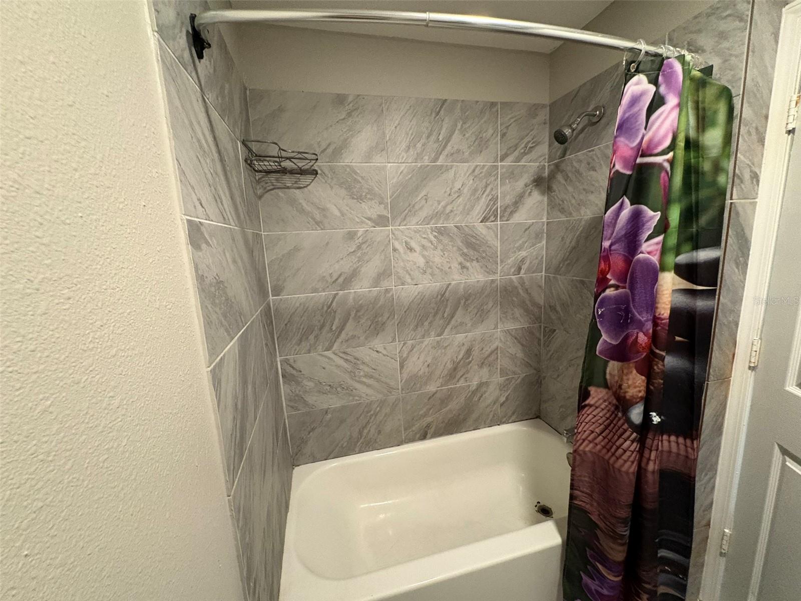 RIVERVIEW - Residential