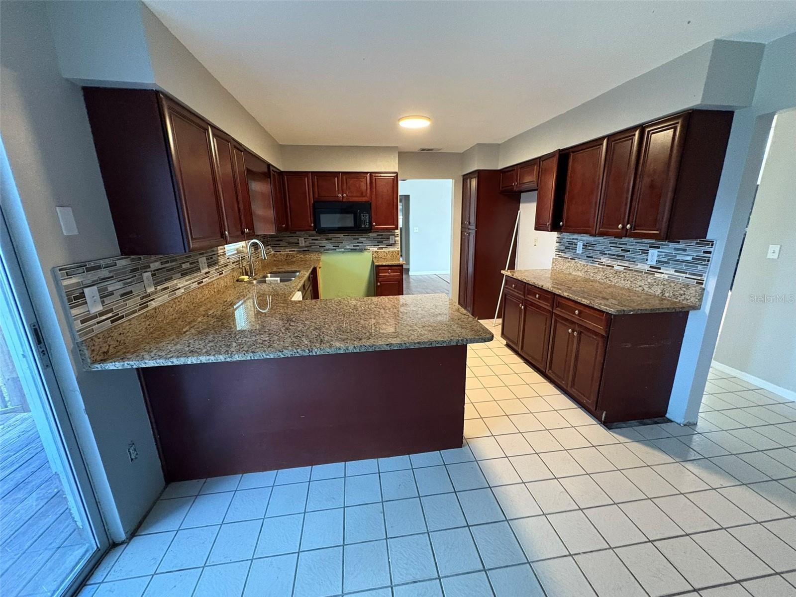 RIVERVIEW - Residential