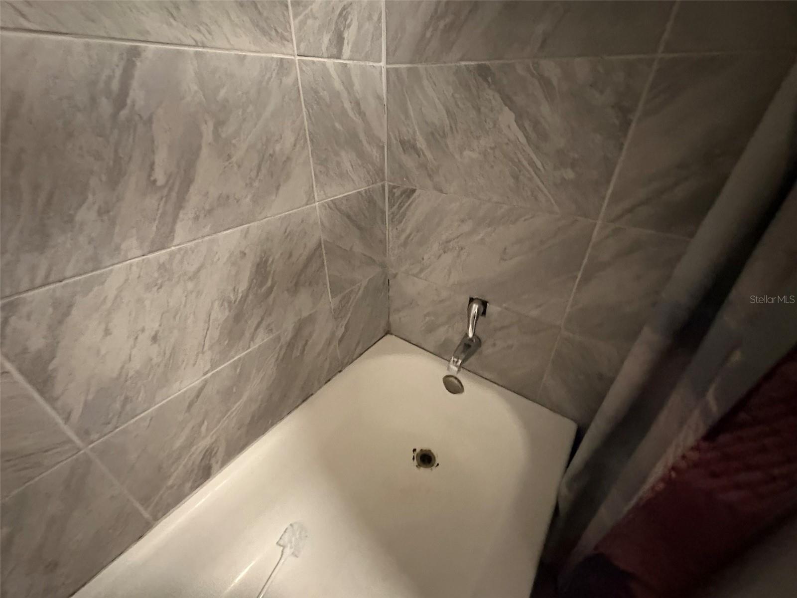 RIVERVIEW - Residential