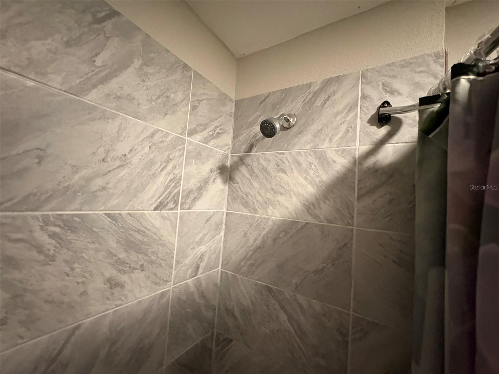 RIVERVIEW - Residential