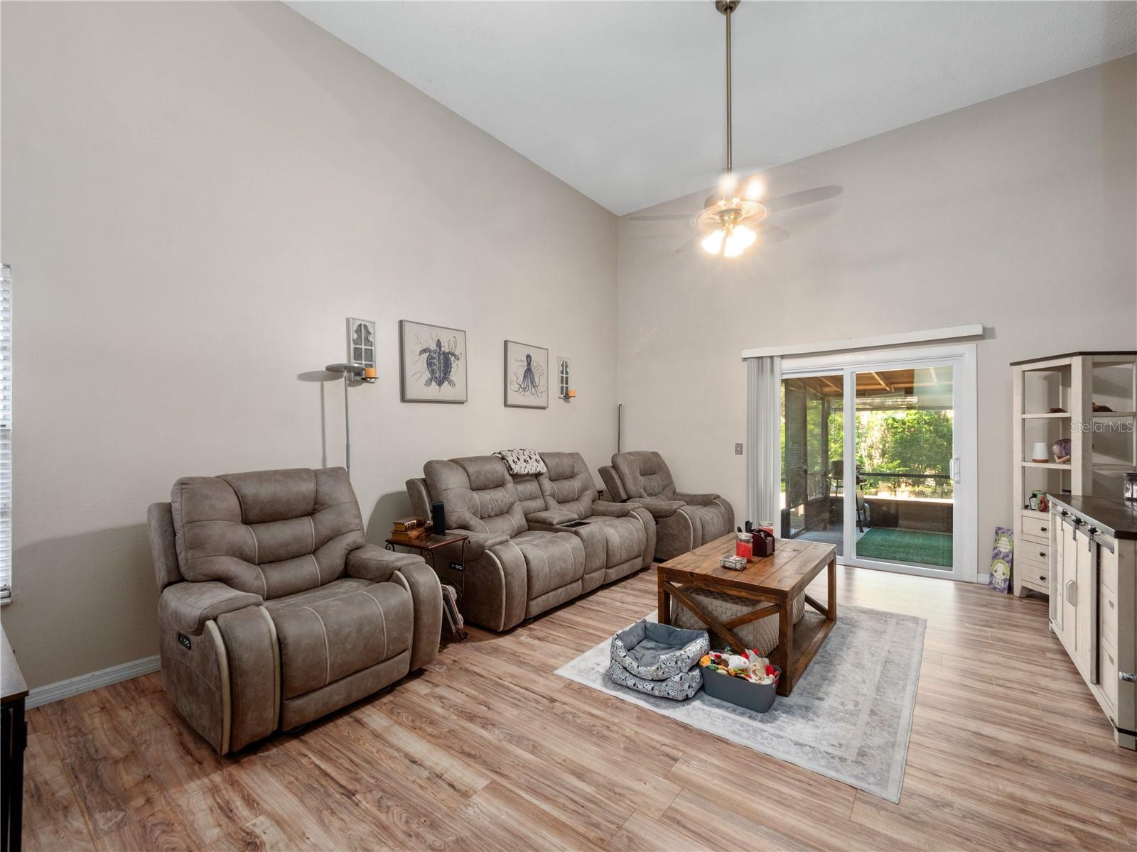 OAK MEADOWS - Residential