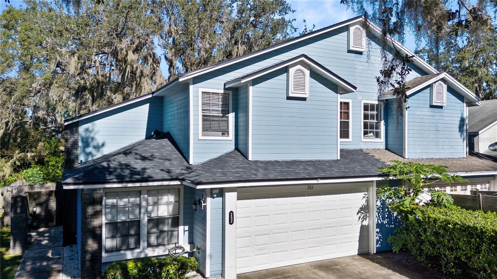 OAK MEADOWS - Residential