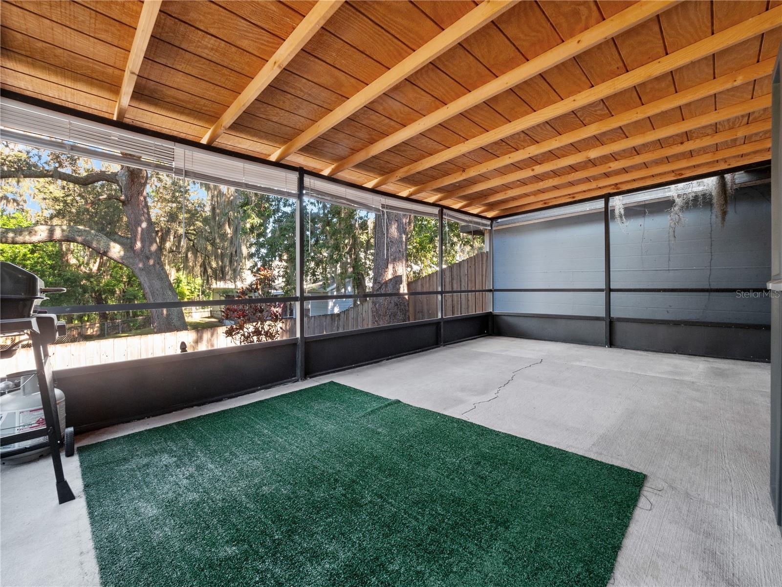 OAK MEADOWS - Residential