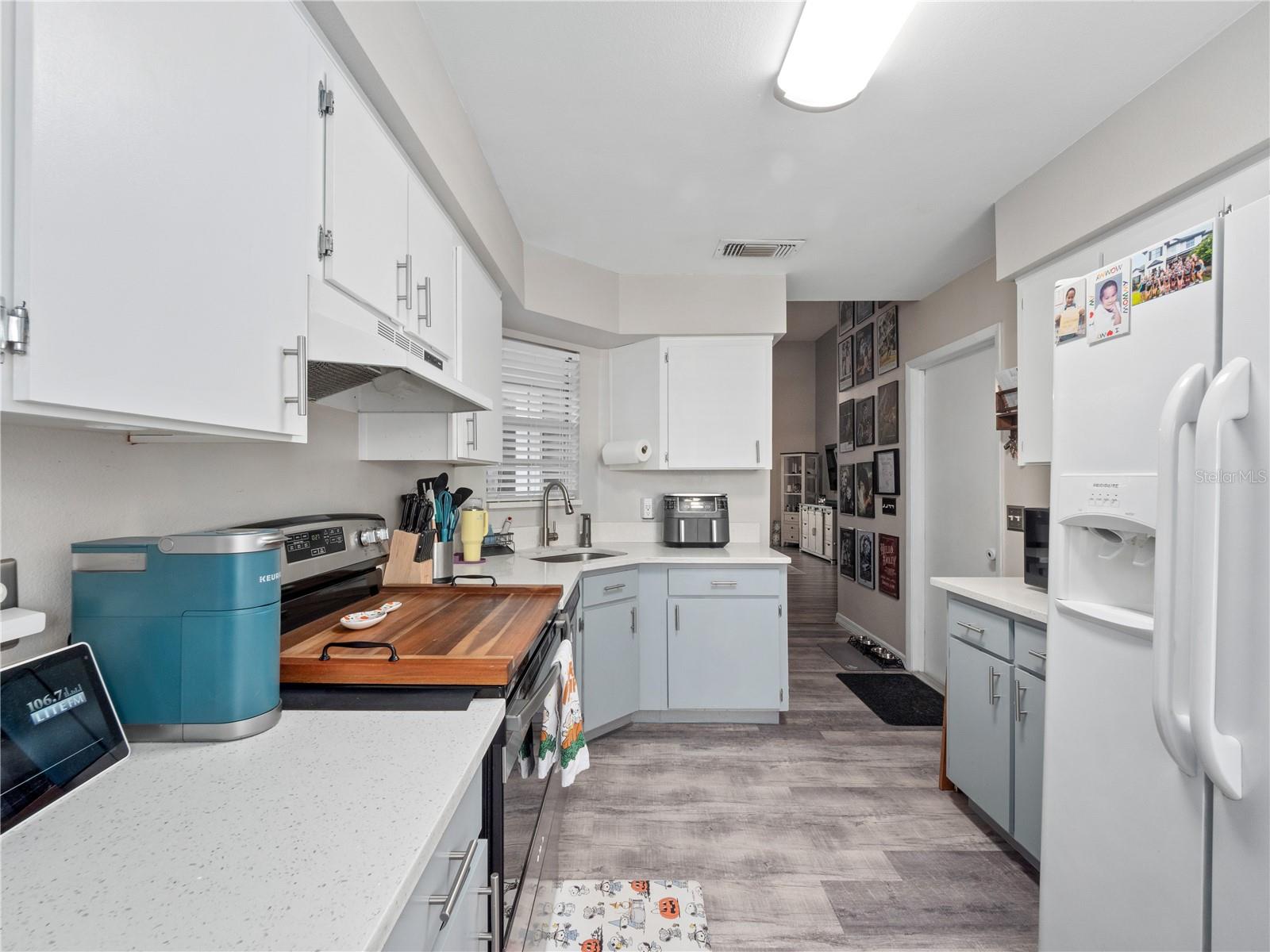 OAK MEADOWS - Residential