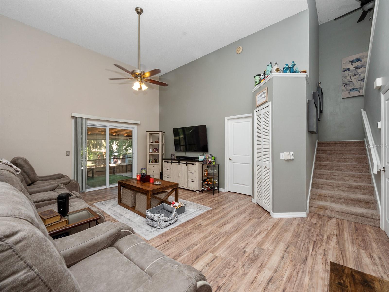 OAK MEADOWS - Residential