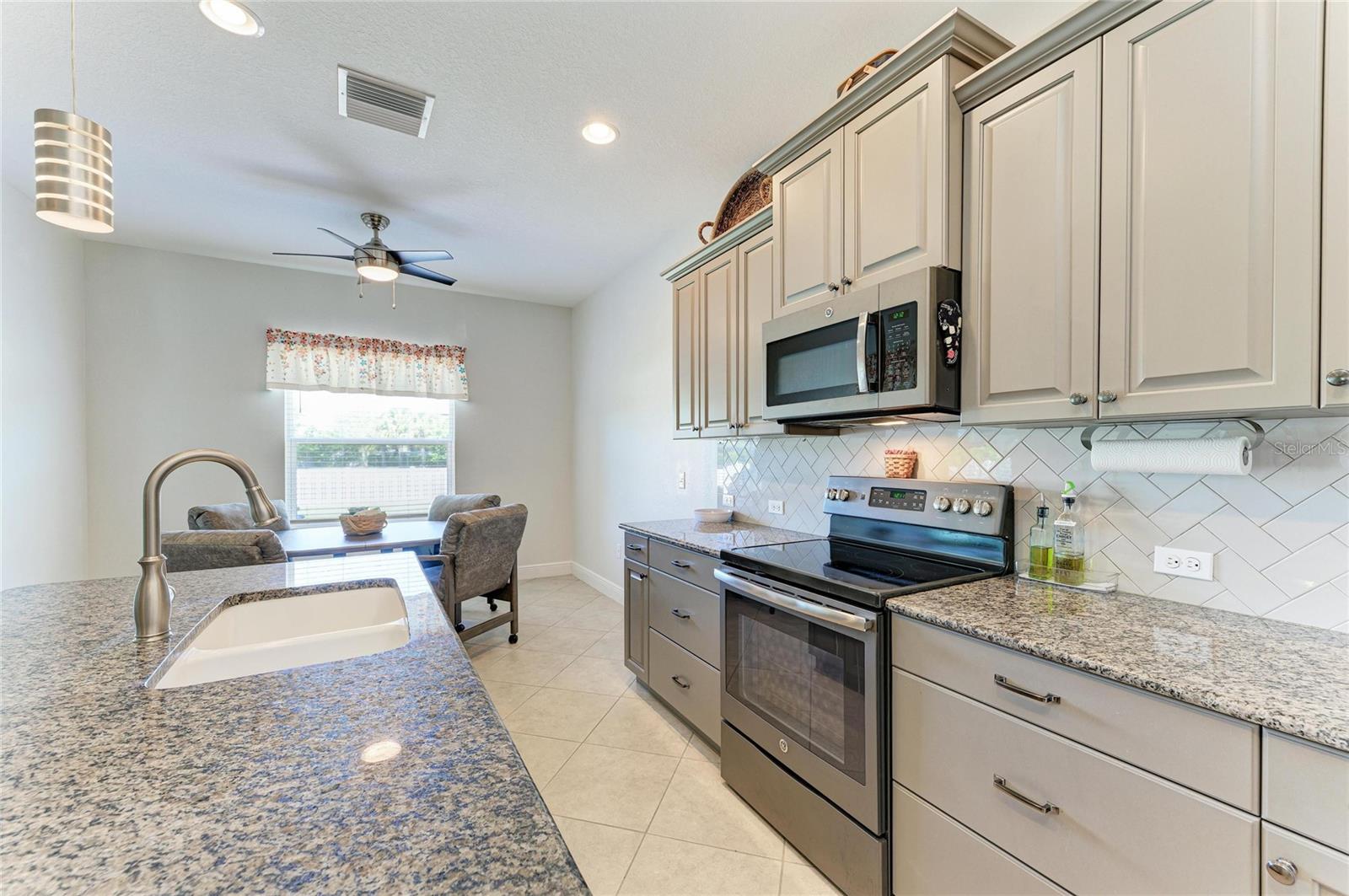 RIDGE AT CROSSING CREEK PH I - Residential