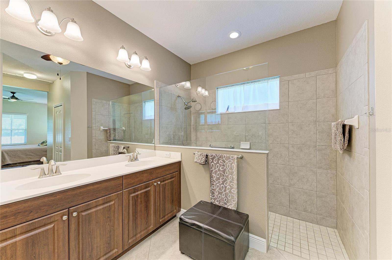 RIDGE AT CROSSING CREEK PH I - Residential