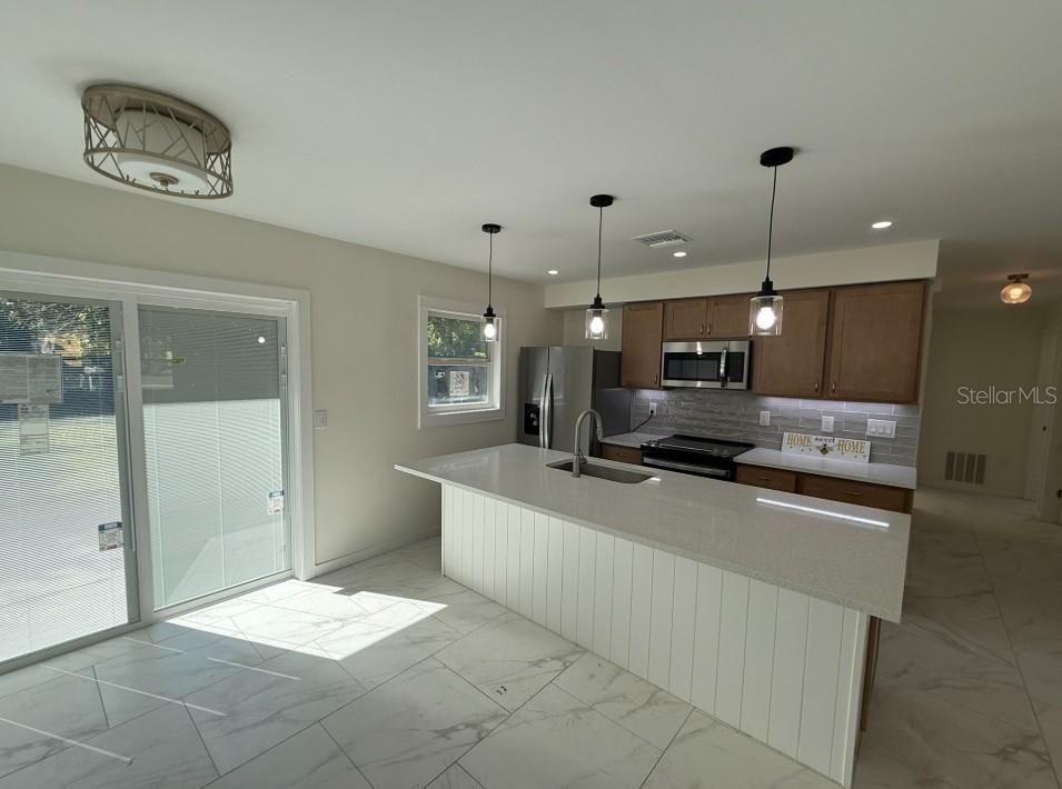 1809 5TH AVENUE W